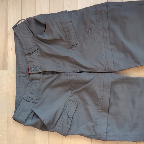 North Face women's convertible hiking pants - Picture 2 of 5